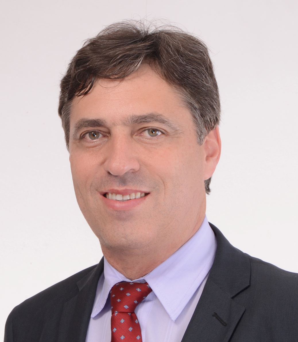 Professor do departamento de Química é eleito Membro Associado da ...