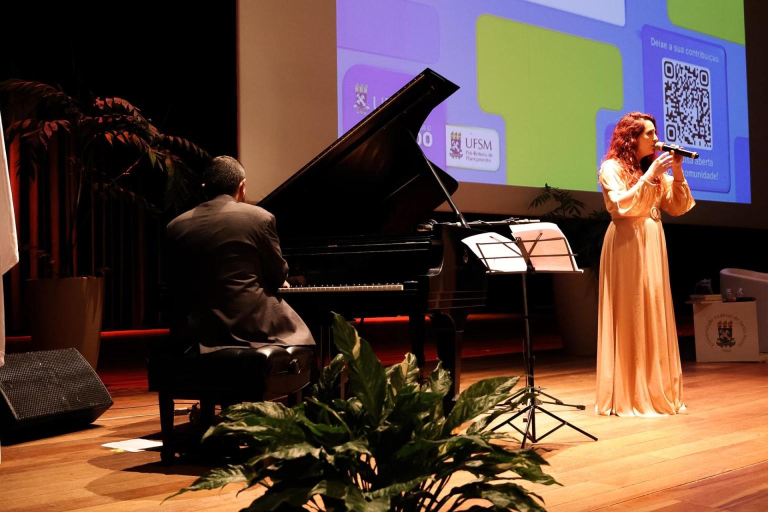 Ministra do STF recebe título de Doutora Honoris Causa (Foto: Jessica Mocellin)