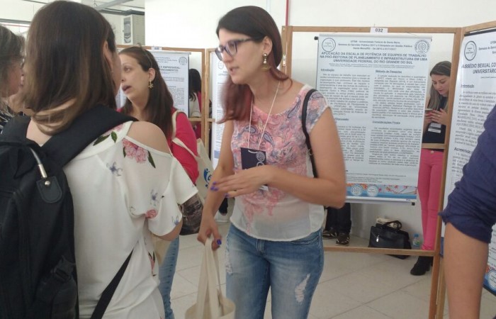 700x450-crop-90-images_2017_fotos_evento_exposicao_banners_14-2