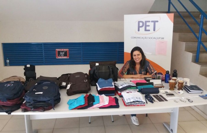 700x450-crop-90-images_2017_fotos_evento_exposicao_banners_14