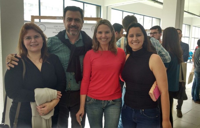 700x450-crop-90-images_2017_fotos_evento_exposicao_banners_17-2