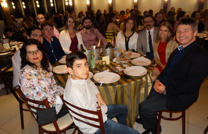 700x450-crop-90-images_2017_fotos_evento_jantar_baile_dsc08264