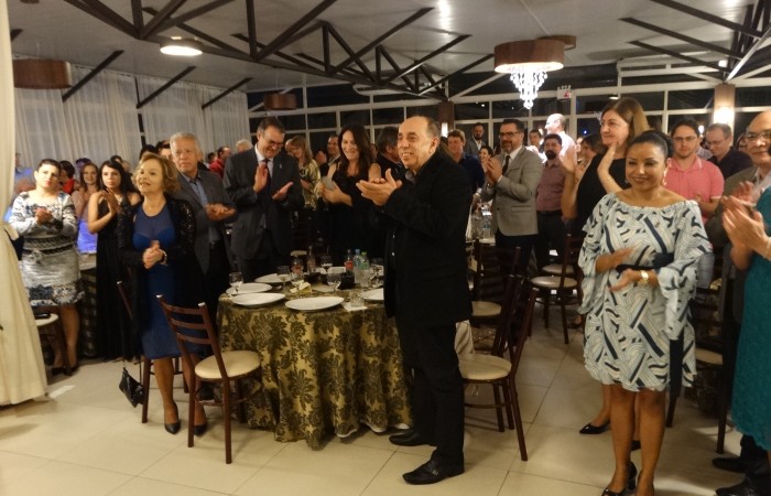 700x450-crop-90-images_2017_fotos_evento_jantar_baile_dsc08326