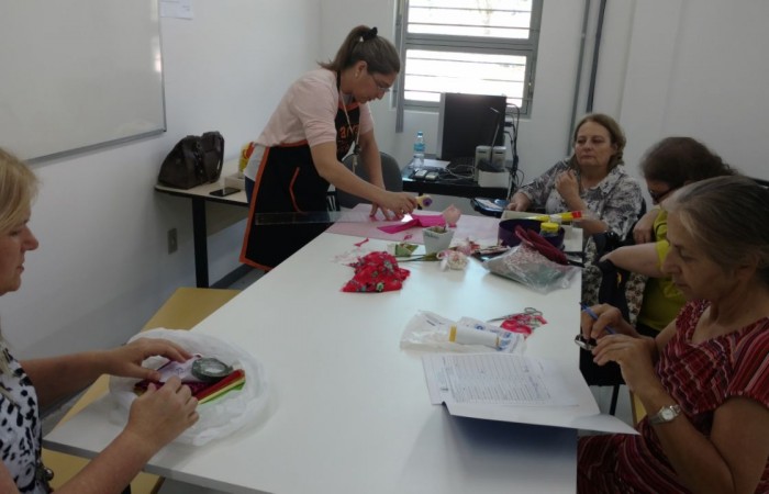 700x450-crop-90-images_2017_fotos_evento_oficina_flor_8