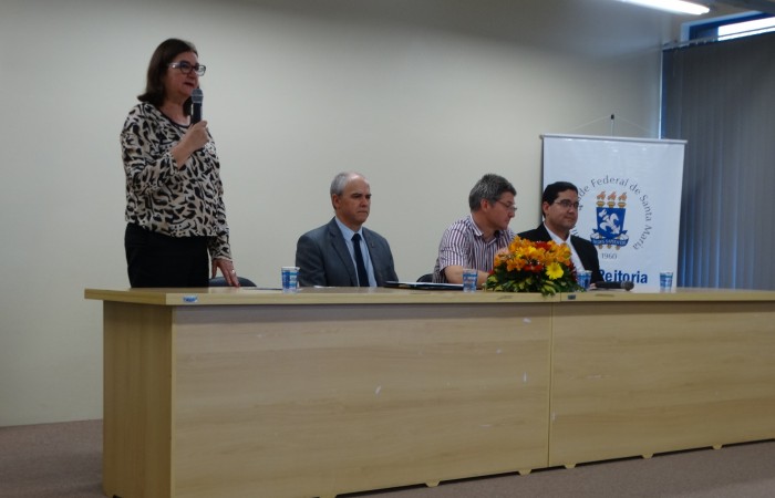 700x450-crop-90-images_2017_fotos_evento_palestra_abertura_dsc08395