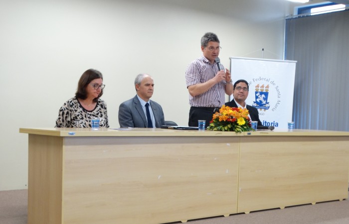 700x450-crop-90-images_2017_fotos_evento_palestra_abertura_dsc08397