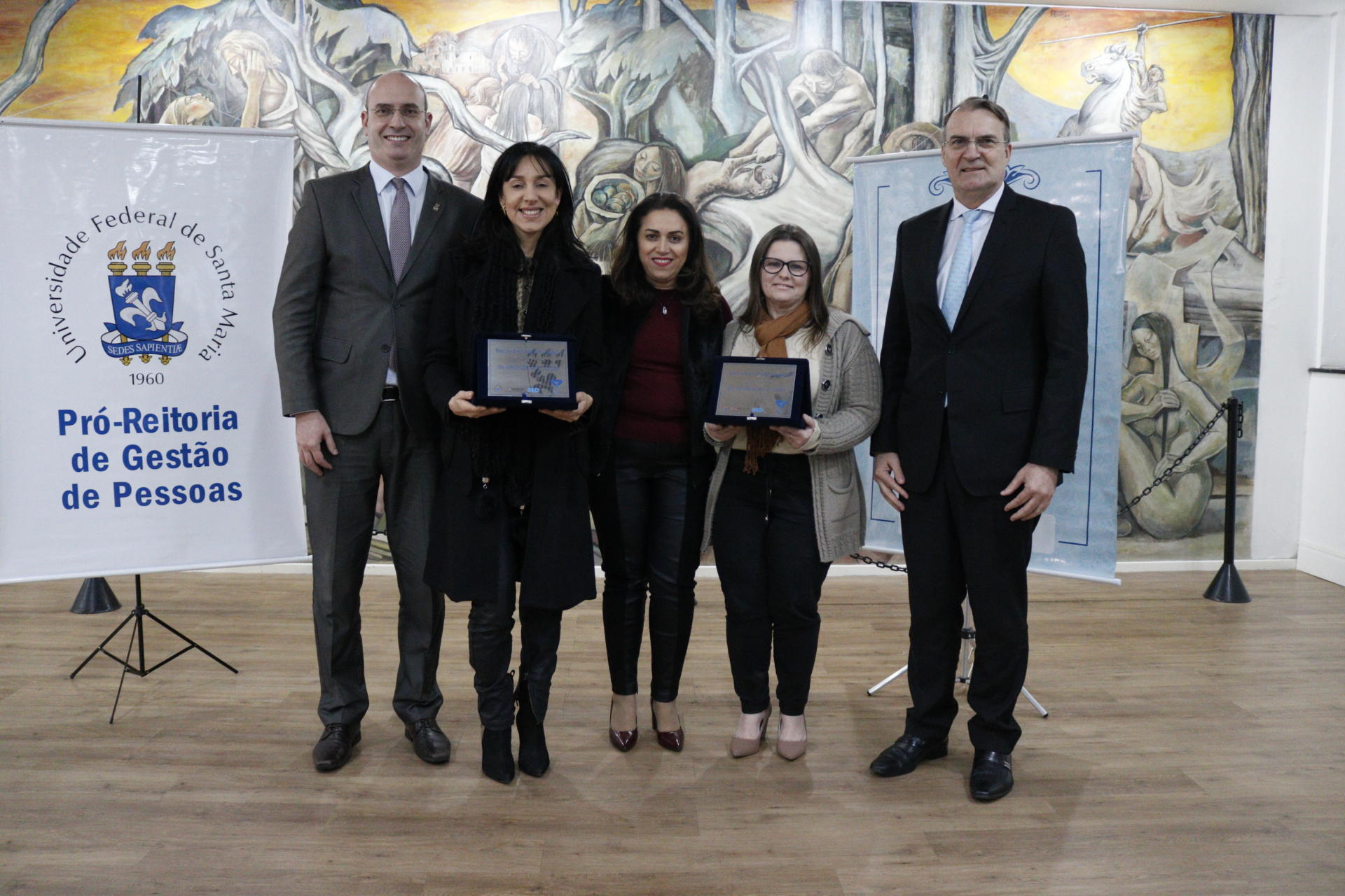 20, 30 e 40 anos (13)