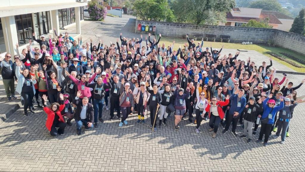 Participantes da caminhada