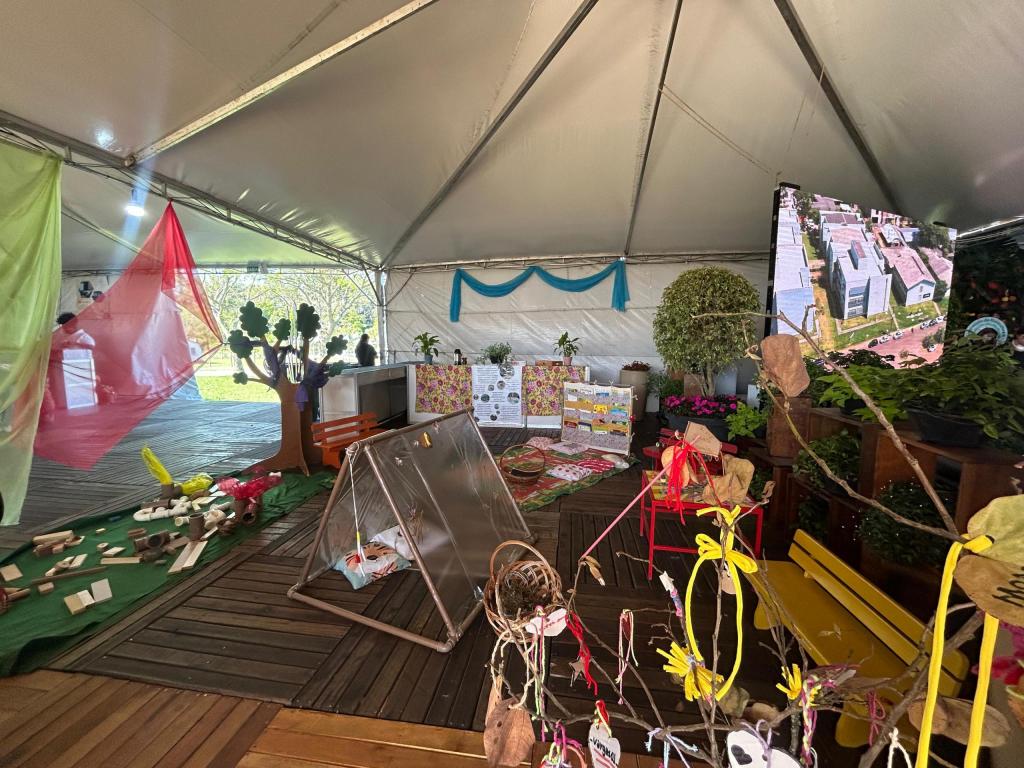 Estande do IPE Amarelo