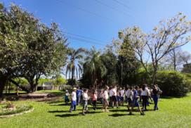 Alunos da Escola Padre Pedro Copetti, do Programa AABB Comunidade e do Projeto Ciranda realizam passeio ao Jardim BotÃ¢nico da UFSM
