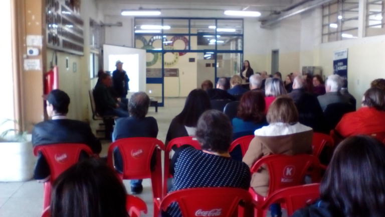 Alunos, servidores e ex-alunos prestigiaram o evento