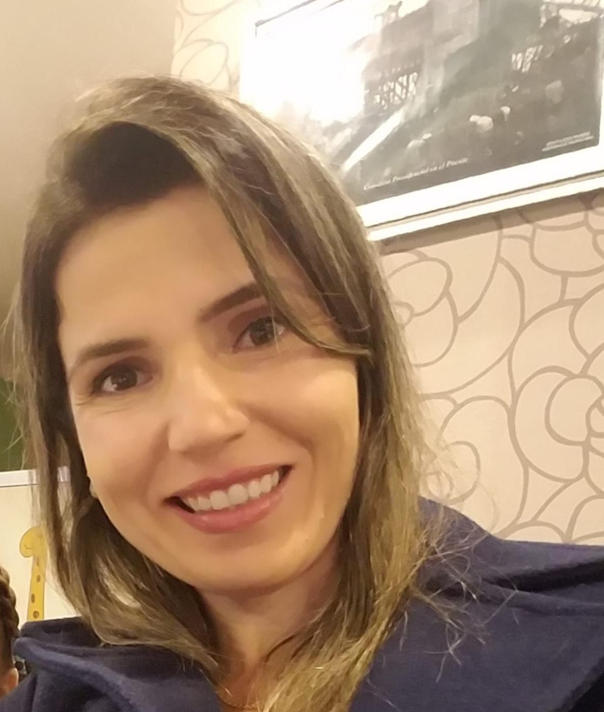 Vanessa Oliveira Domingues