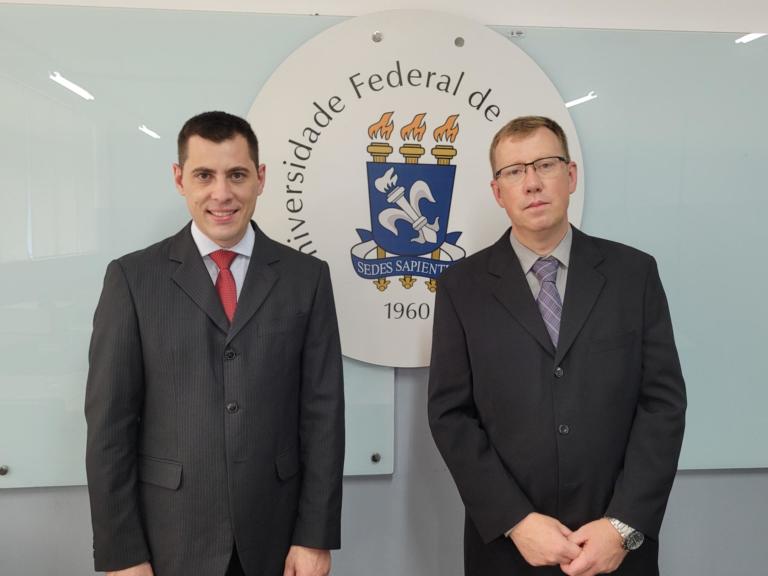 Professores Anderson Dal Molin e Giovani Zabot, Diretor e Vice-Diretor da UFSM-CS. (Gestão 2022-2025).