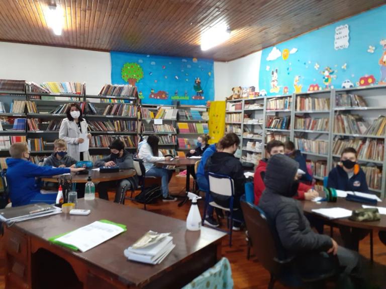 Ampliando Caminhos do Conhecimento pela OBMEP