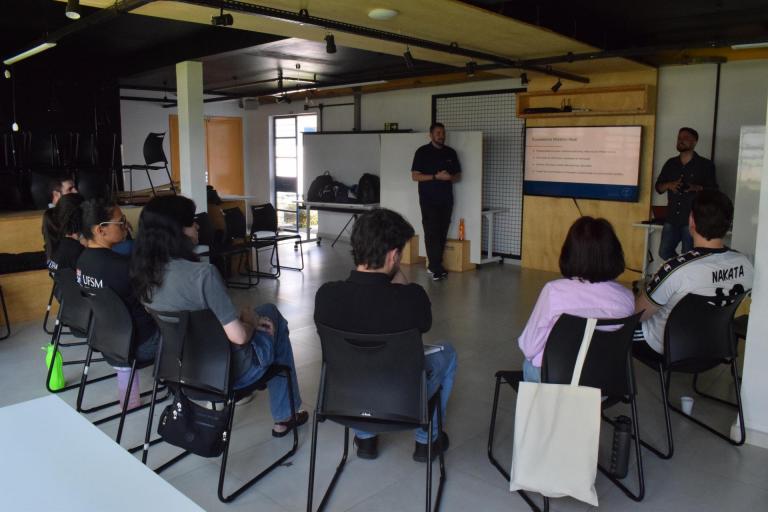 Curso de Relacionamento com a Mídia