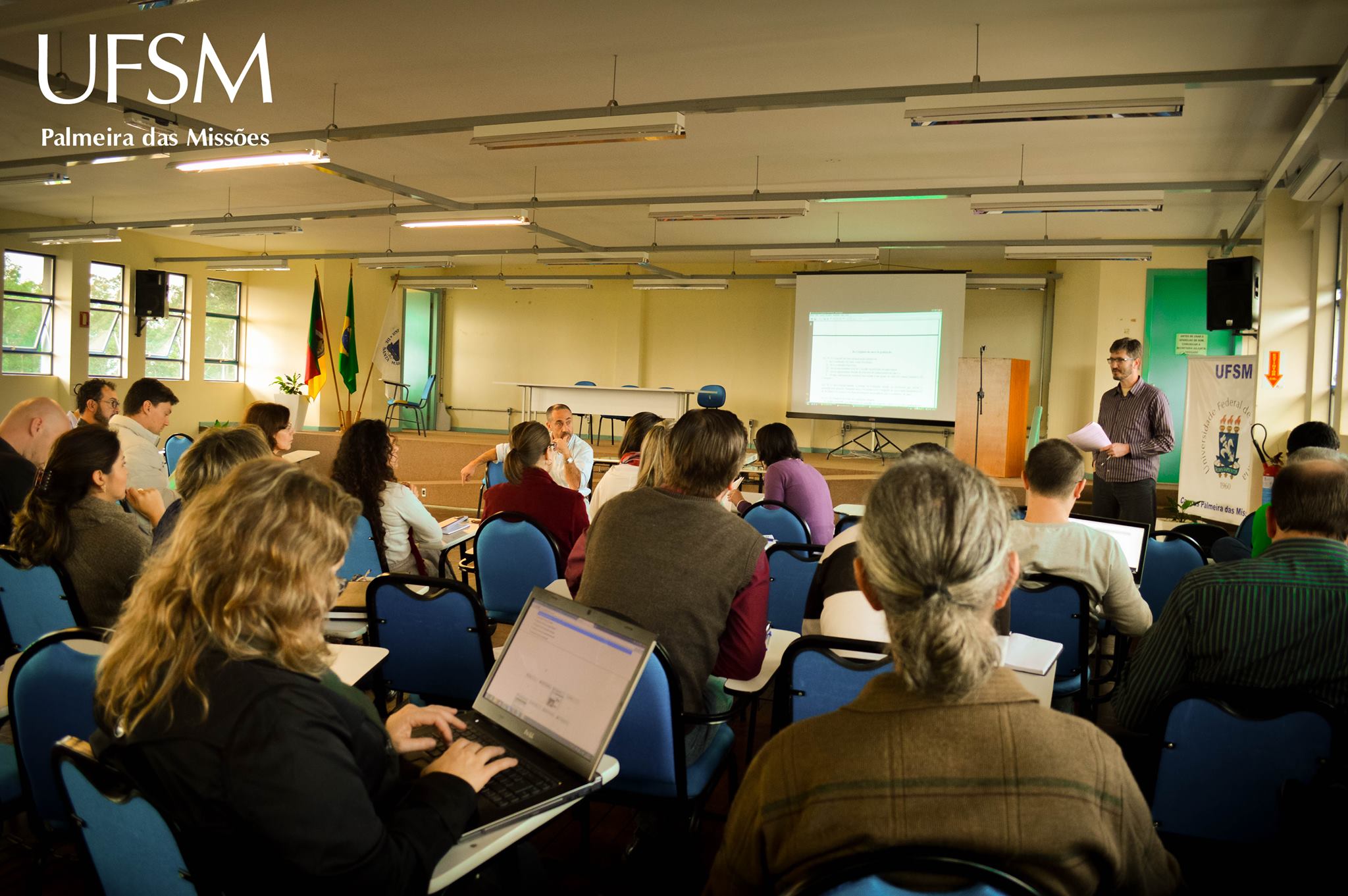 Aassembleiaregimentodocentes