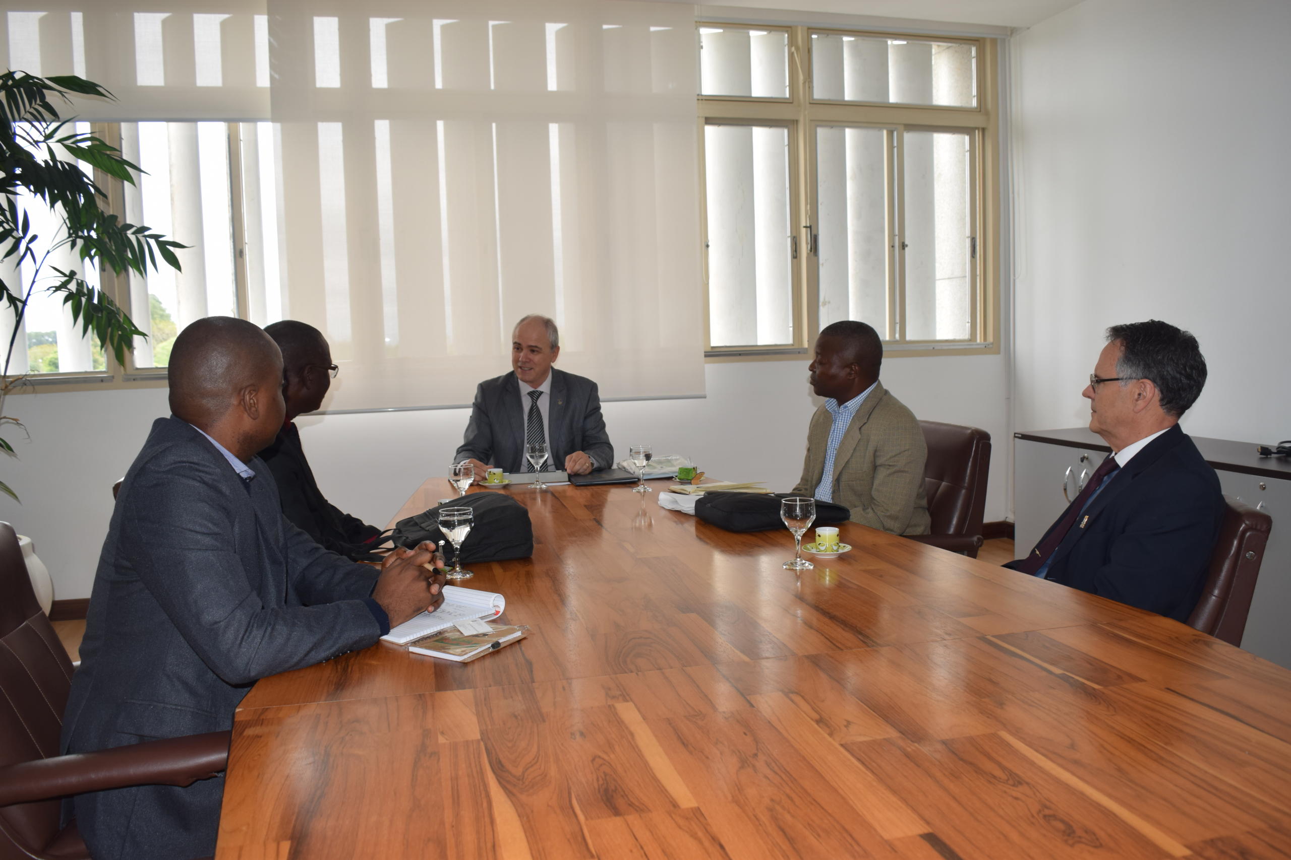 12 09 2017 Assinatura acordo Unizambeze Mirian Quadros 5