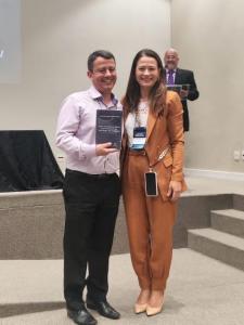 5b664056-8887-4bb1-90ae-c3de492bf422