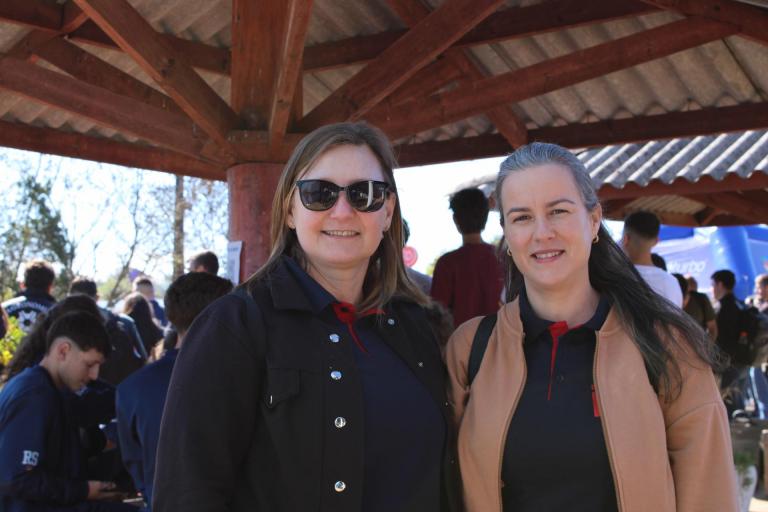 Professoras Clarice e Tais no Centro de Convivência