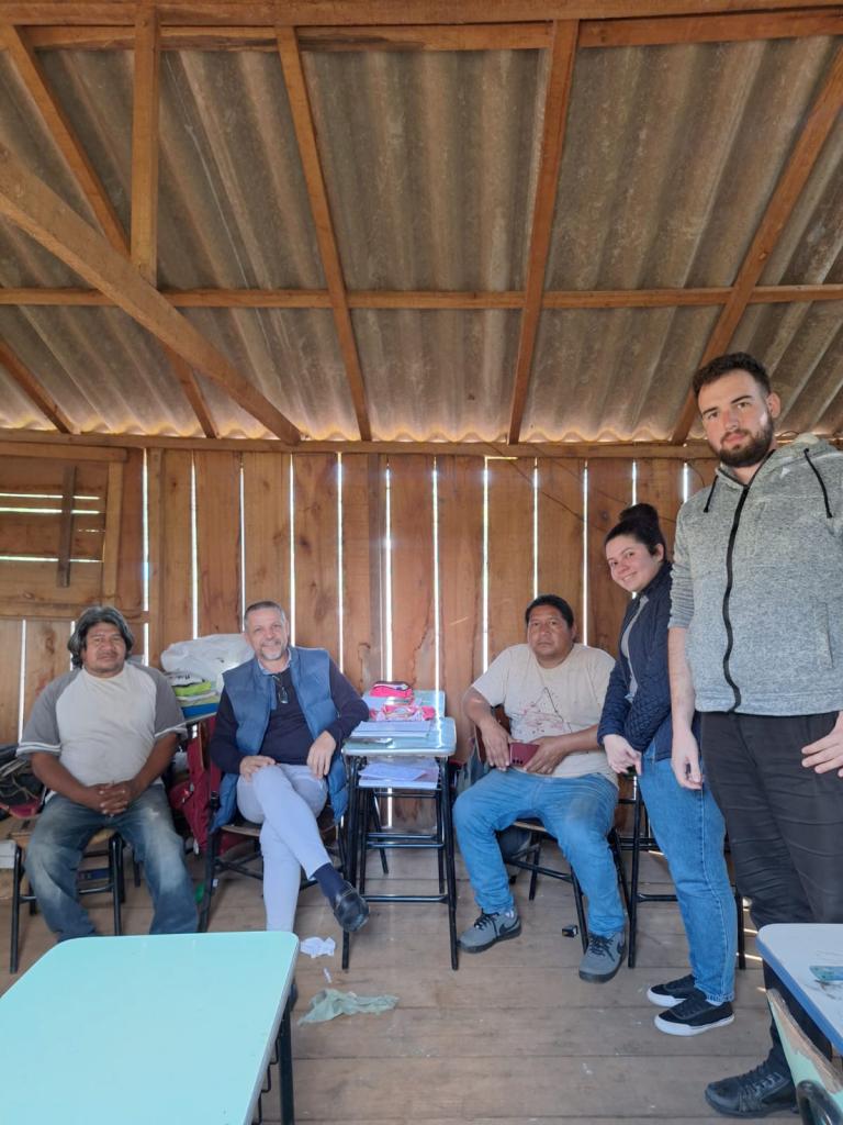 Reunião realizada nessa quarta feira com o Cacique Arlindo, da Aldeia Indígena do Irapuá, para tratar das demandas prioritarias da comunidade. (04/06/2025)