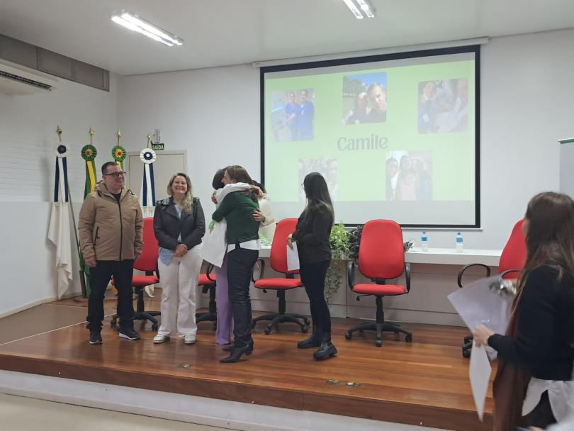 Momento de mimos aos participantes.