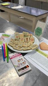 "Biscoito saudável tipo passatempo" produzido no mini curso "Do Brincar ao Nutrir".