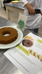 Bolo baby de banana e passas produzido no mini curso "Do Brincar ao Nutrir".