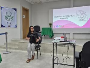 Momento Cultural: Karoline Longo