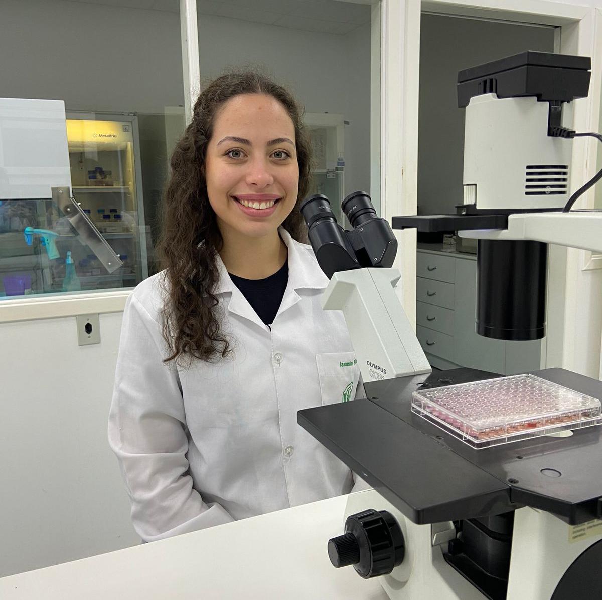 Iasmim Flôres Dionisio