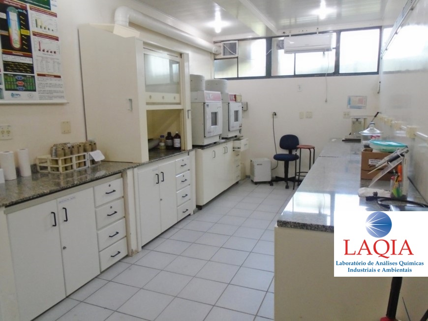 Sala de preparo de amostras - Sample preparation room