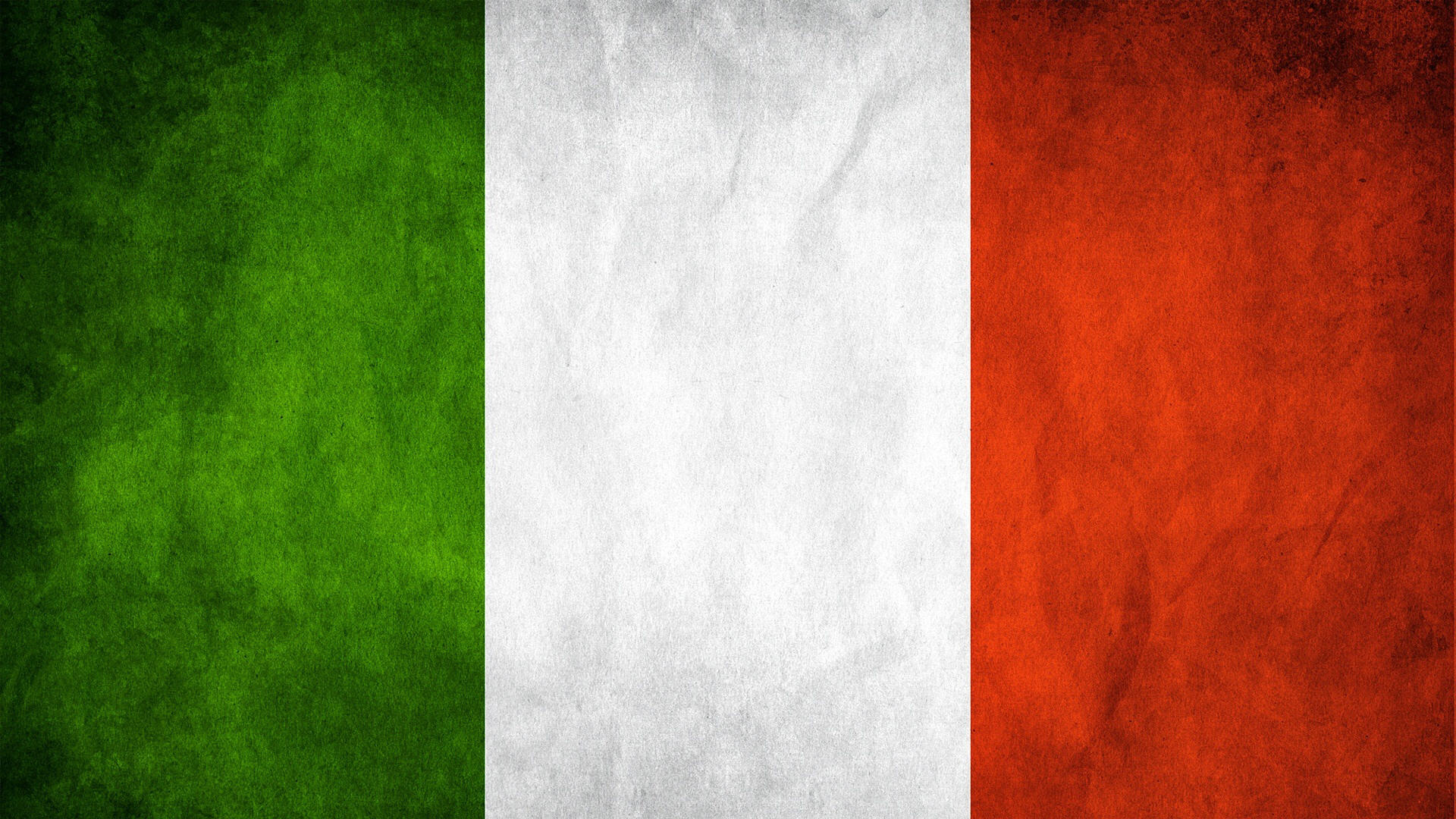7002981-grunge-italian-flag
