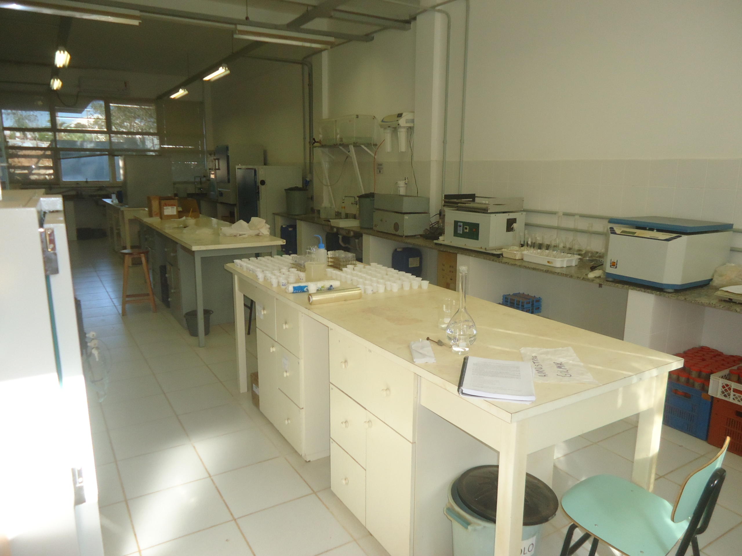Laboratrio Qumica do Solo 3