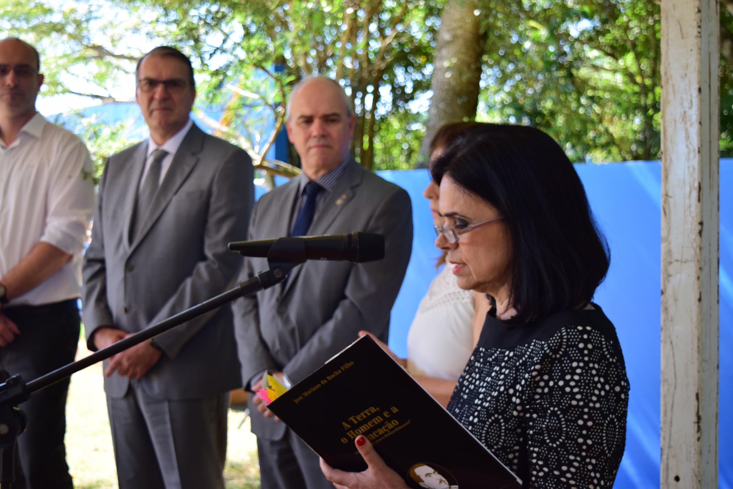 2017-12-15 Descerramento letreiro - Mariana Flores 4